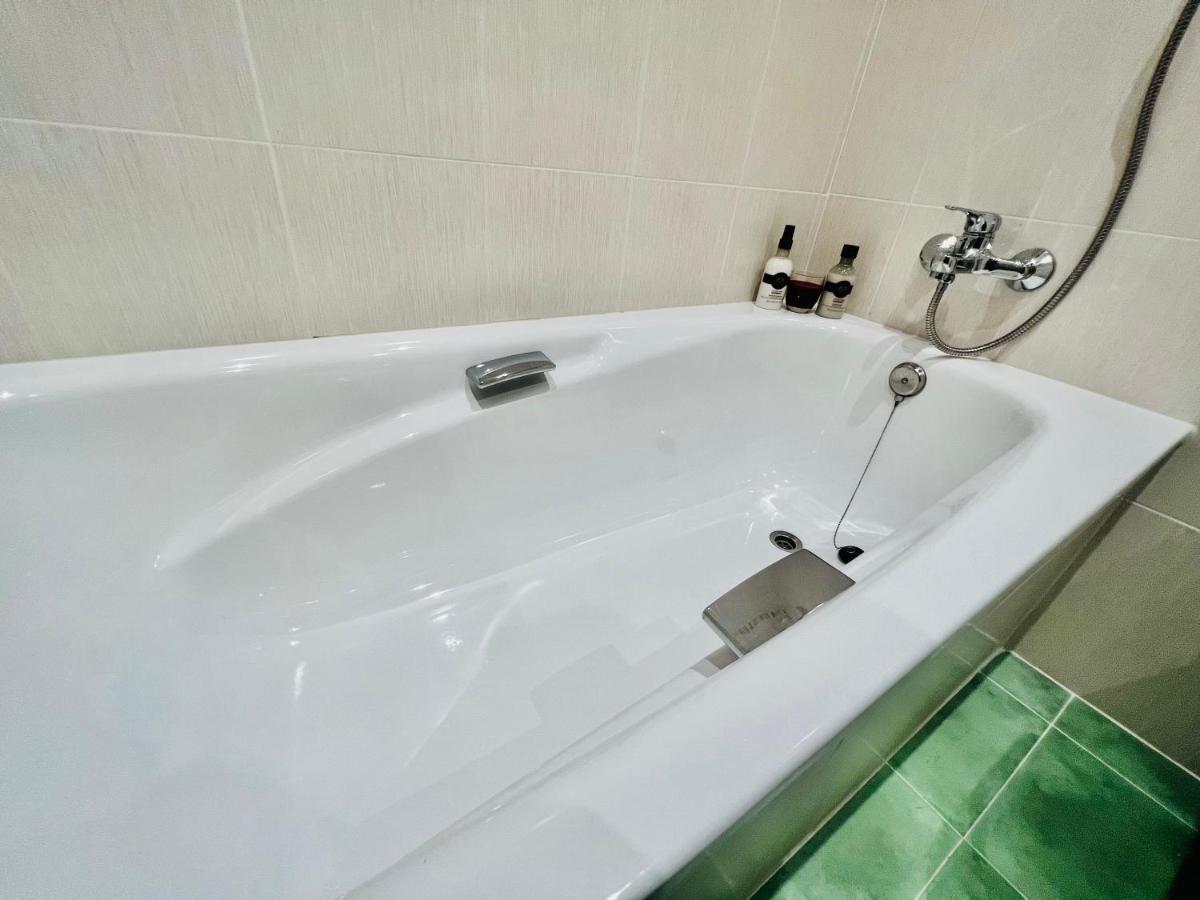 Burgos Rachel Swim & Paddle Vut-09-330 Villa ภายนอก รูปภาพ